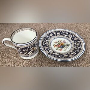 8PC VINTAGE WEDGEWOOD FLORENTINE DARK BLUE BONE CHINA 4 ESPRESSO CUPS+ 4 SAUCERS